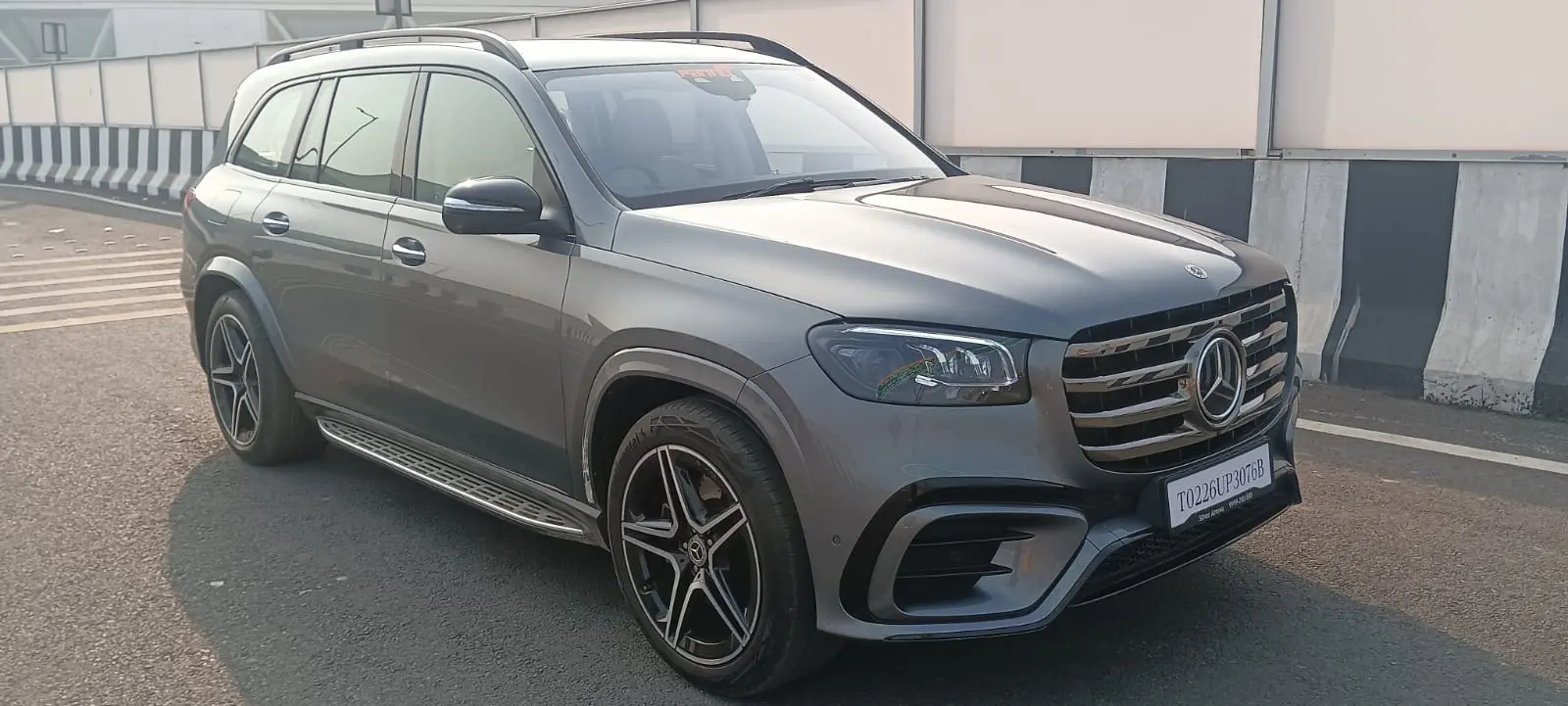 Mercedes-Benz Luxury Car Rental — My Cab Rental